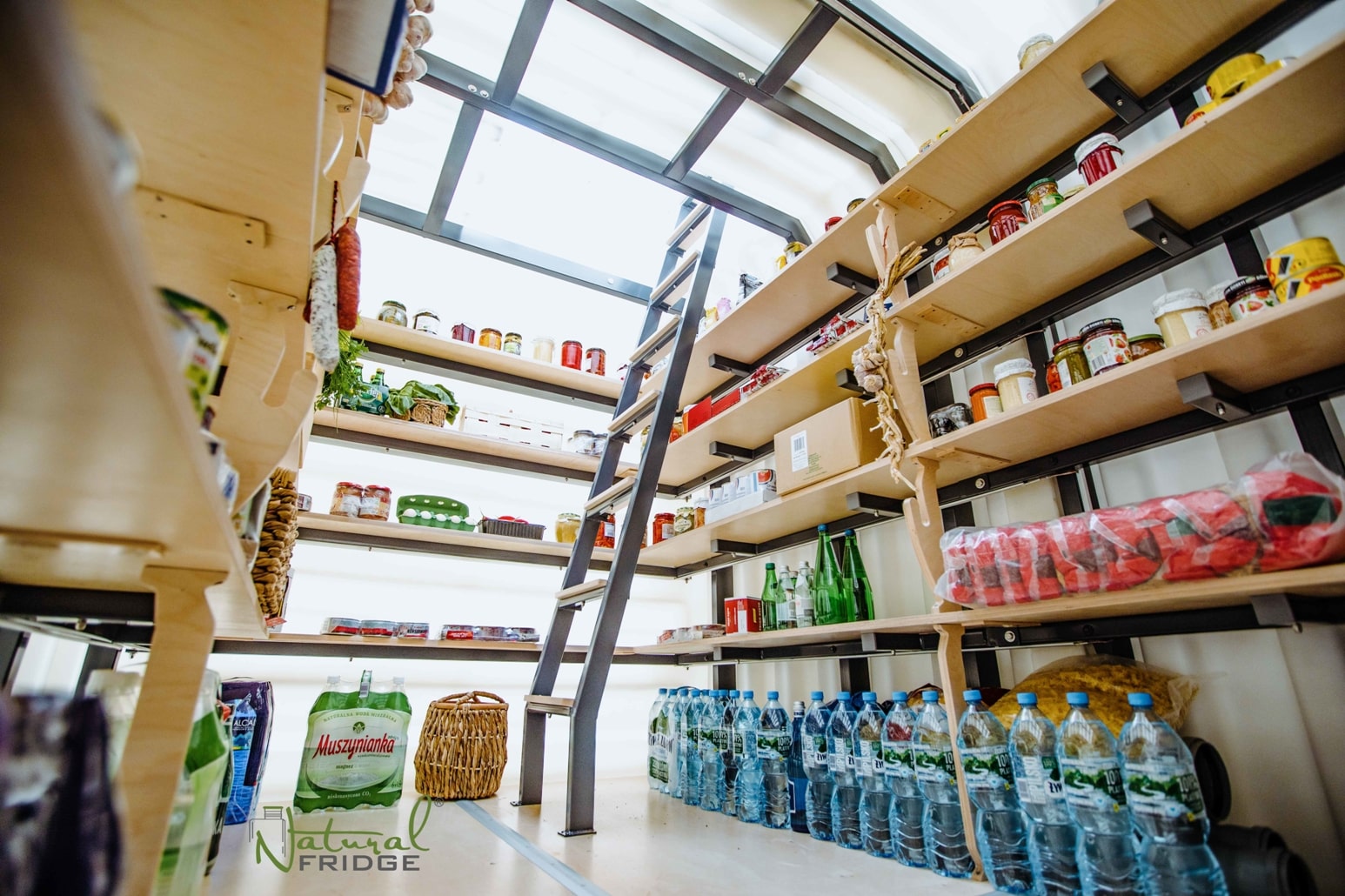 cellary-plastic-cellar-ziemianka-piwnica-natural-fridge-200x330-interior